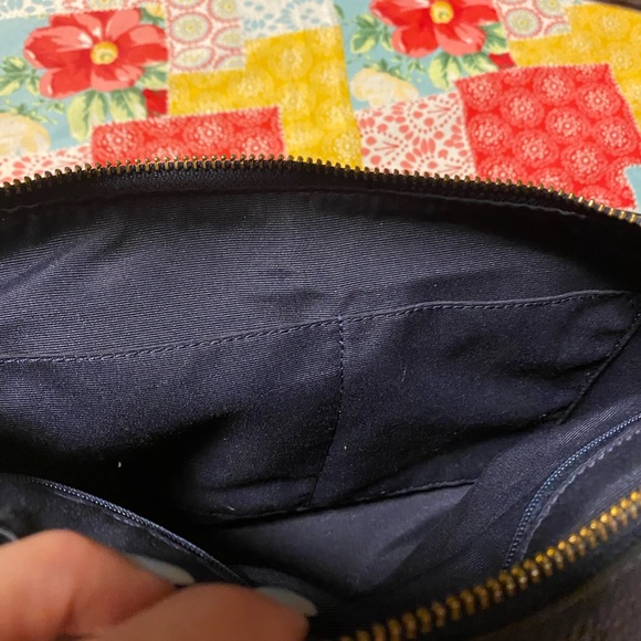 Coach Satchel - Picture 7 of 8